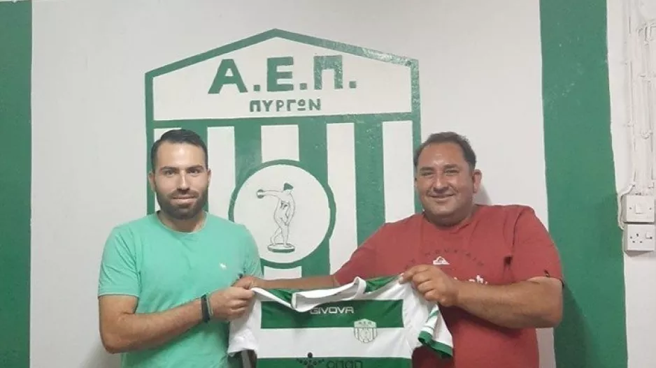 ΕΠΙΣΤΡΟΦΗ για Φωκά