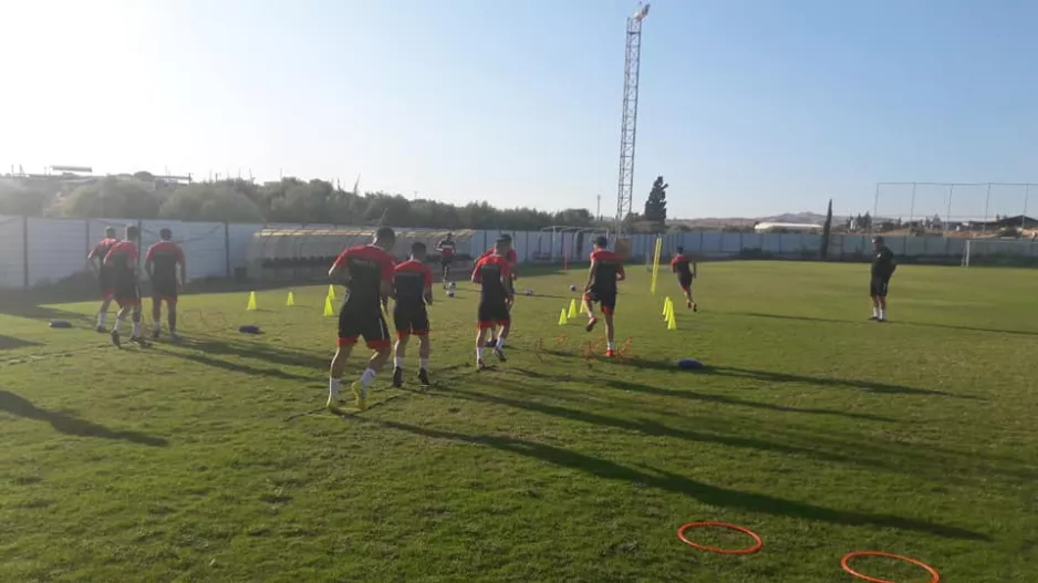 ΚΛΙΚΣ από την "πρώτη"...