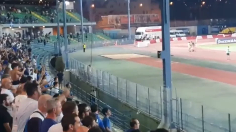 Απόλλων/Ανοίγουν... οι πόρτες