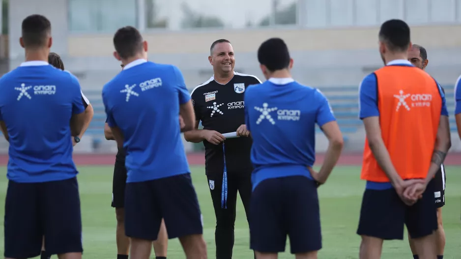 ΧΑΜΟΓΕΛΟ με 6 βαθμούς!