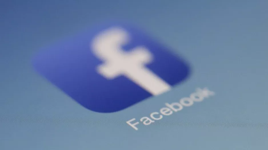 ΠΑΡΑΔΟΧΗ από Facebook!