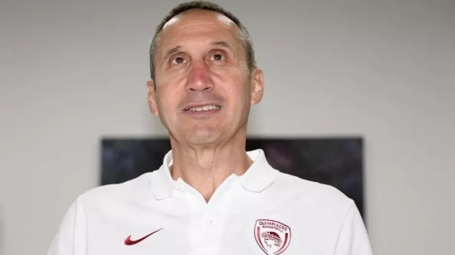 Μπλατ: "Θα ήμουν ευτυχισμένος εάν είχα παίκτη τον Γιάννη Αντετοκούνμπο"