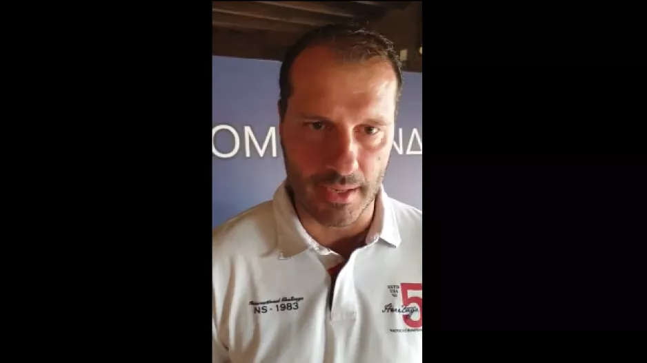 Μιχάλης Κακιούζης... on camera (βίντεο)