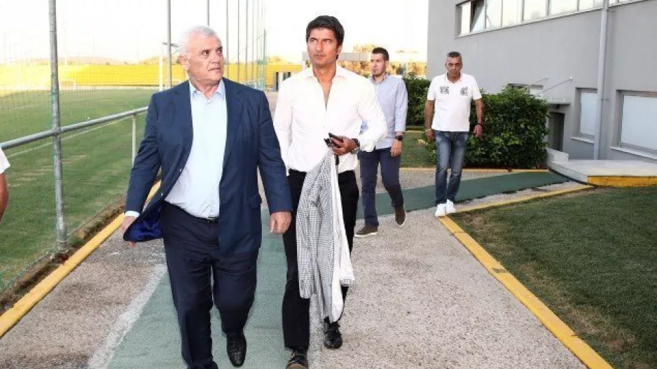 Το τετ α τετ Μελισσανίδη – Ίβιτς με… φόντο μεταγραφές και εσωτερικές υποθέσεις