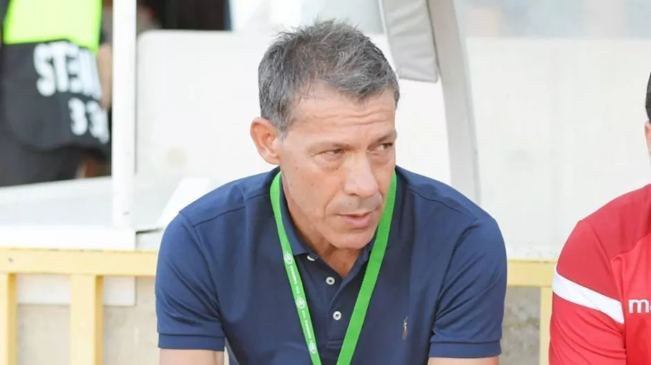 Ξέρει ο Λάρκου