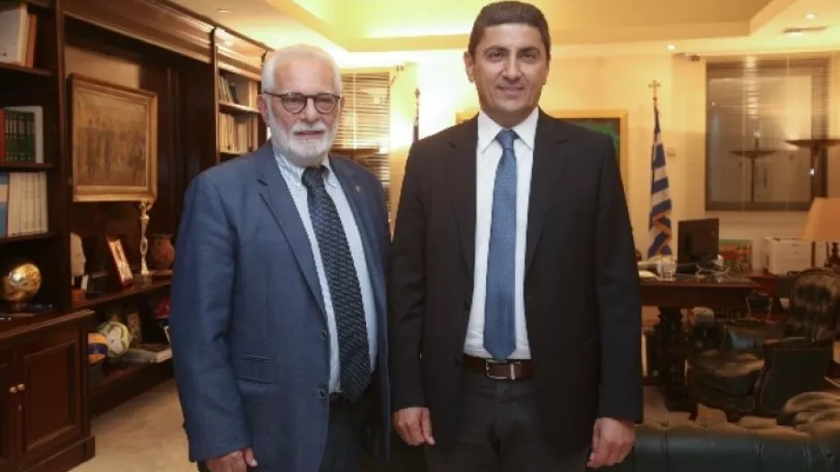Αυγενάκης: «Το μπάσκετ έχει φτάσει στον πάτο»