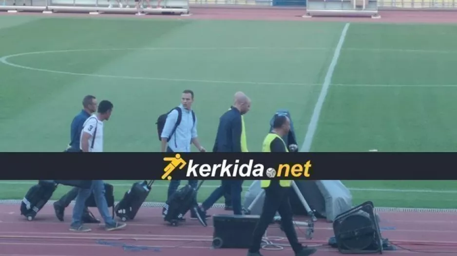 Έφτασαν οι ΡΕΦ 