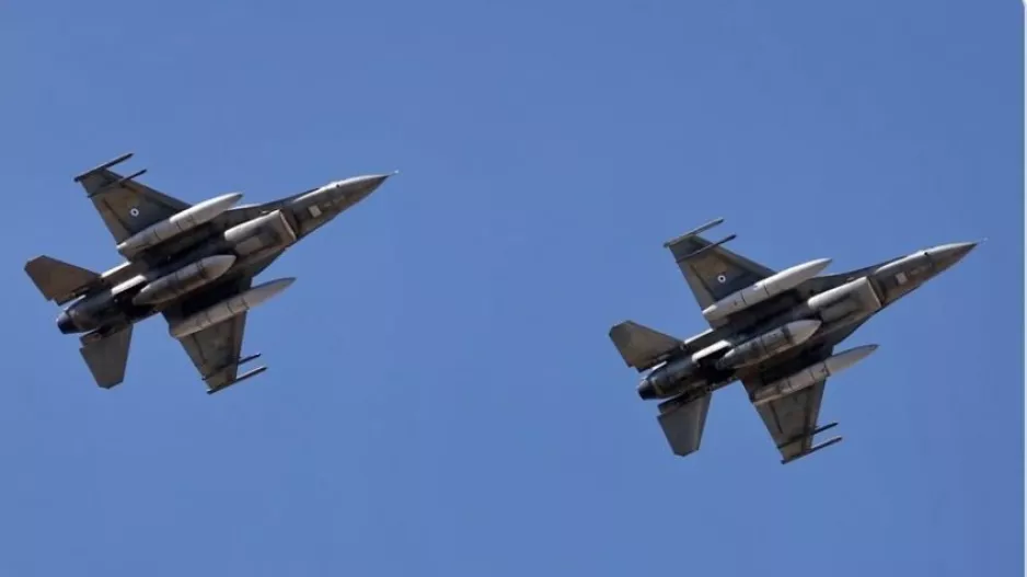 Τα F16...