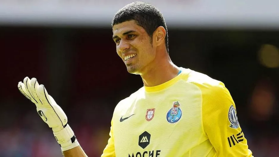 Aνόρθωση/"Βλέπει" Fabiano!