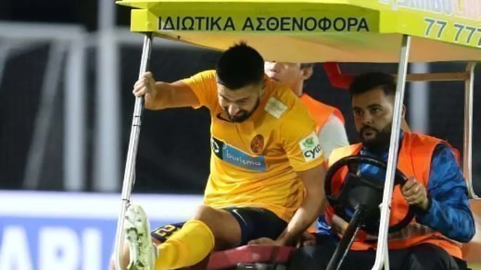 Έκλαψε στον πάγκο ο Γκοντάλ