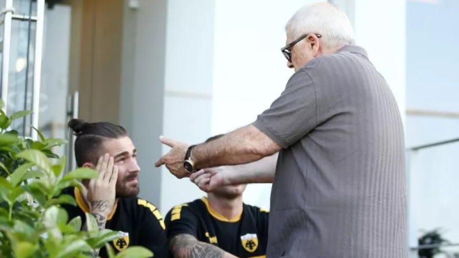 Μελισσανίδης σε Λιβάγια: «Είπαμε, καλός παίκτης, αλλά...»