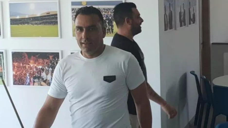 Η ομοιότητα που έφερε (ΞΑΝΑ) τον Σωφρόνη!