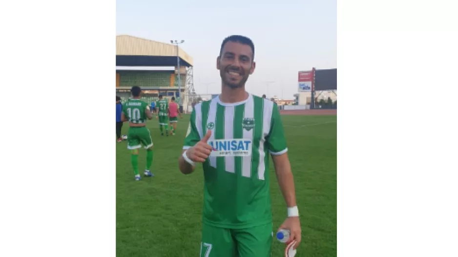 ΙΔΑΝΙΚΟ ντεμπούτο για Johny!