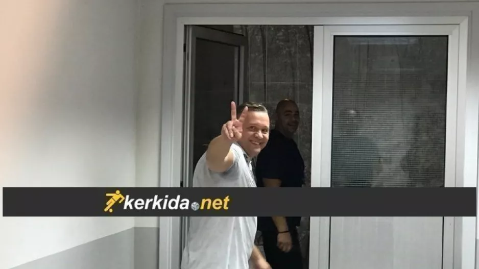 Η... χαρά του προέδρου μετά την Ομόνοια!