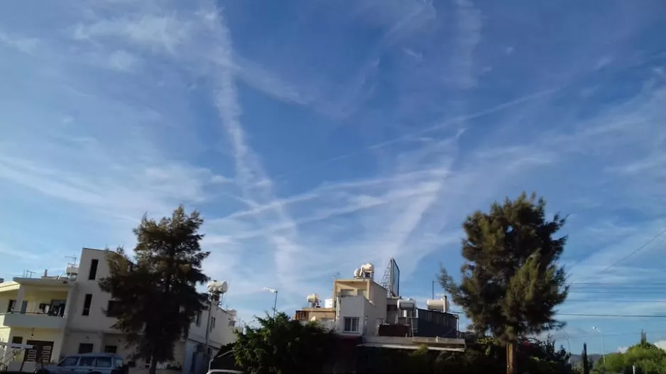 Μας ψεκάζουν;