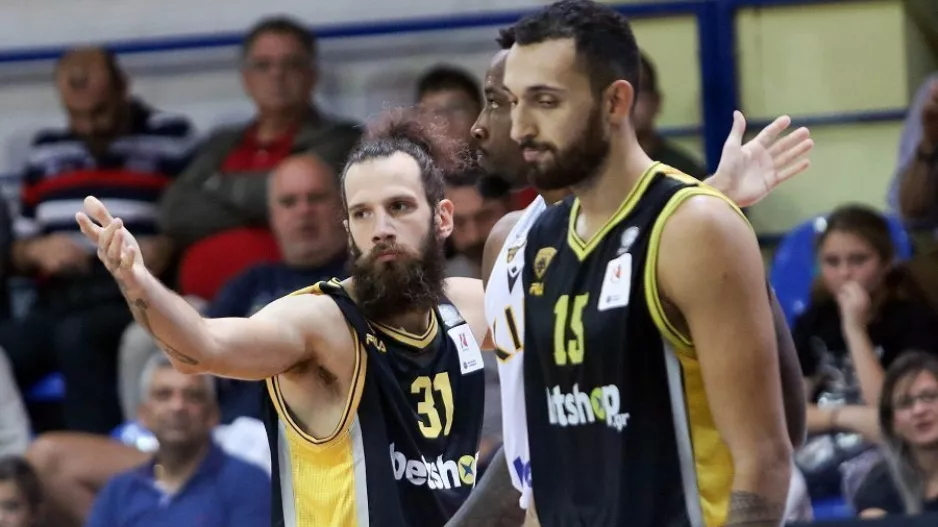 Ρεκόρ από Γιαννόπουλο και Χρυσικόπουλο στην 30άρα της ΑΕΚ
