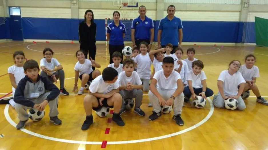Συνεχίζονται τα μαθήματα ποδοσφαίρου στο πλαίσιο προγράμματος του Υπουργείου Παιδείας