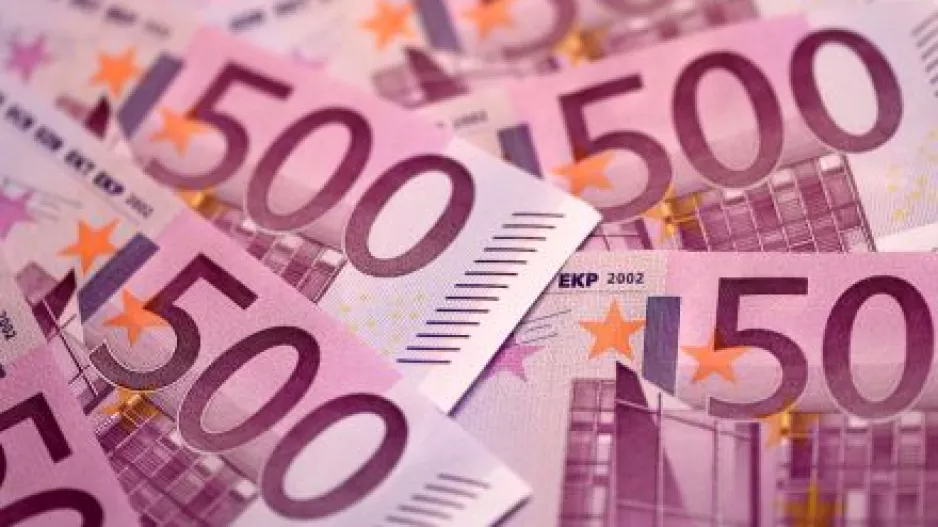 Yποσχέσεις/Cash