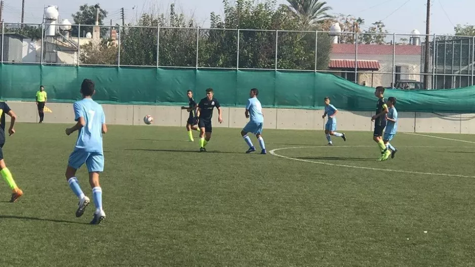 ΔΙΠΛΟ και ΚΟΡΥΦΗ!