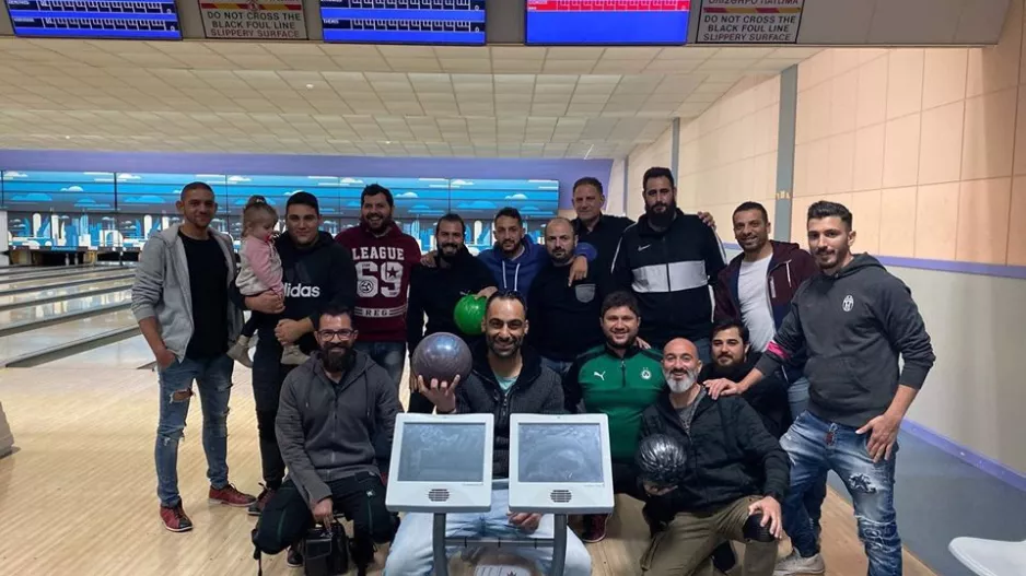 Χαλάρωσαν με bowling 
