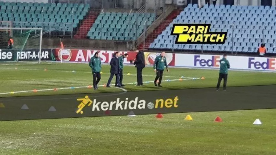(ΦΩΤΟΣ) Ο Rocchi εξέτασε τον αγωνιστικό χώρο!