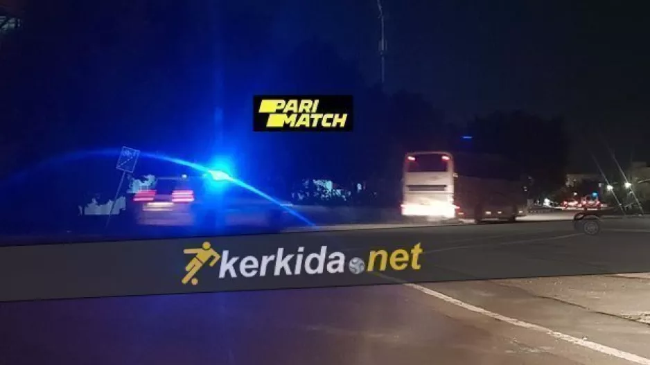 ΦΩΤΟΣ/Με συνοδεία Αστυνομίας το ΑΠΟΕΛ