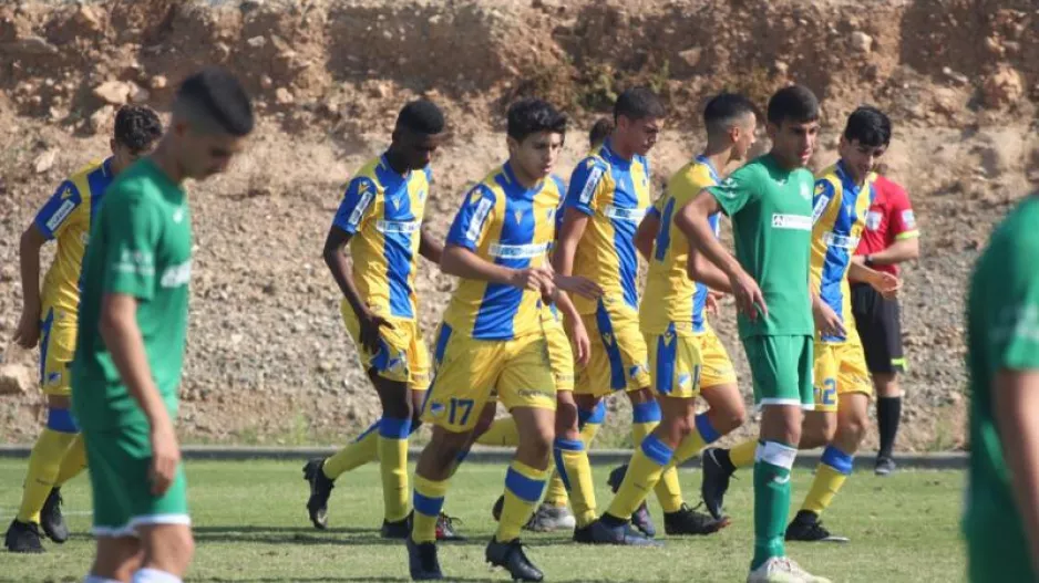 Νίκη Νο10 για ΑΠΟΕΛ Κ16