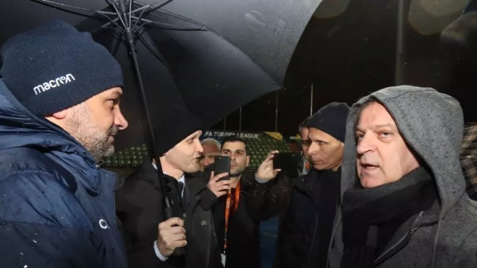 Αποκαλύπτουμε/ΑΠΟΕΛ-UEFA