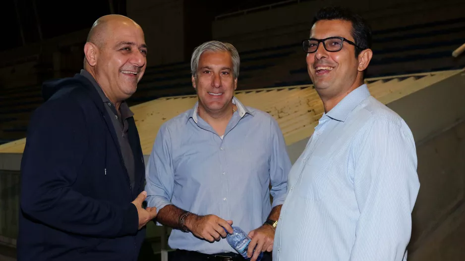 ΙΣΧΥΡΗ τριάδα!