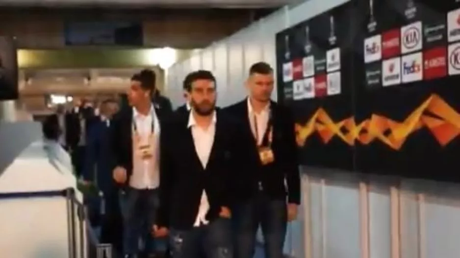 Ευχαριστίες/ΑΠΟΕΛ