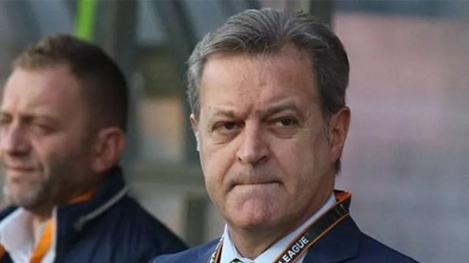 ΑΠΟΕΛ/Υπουργός