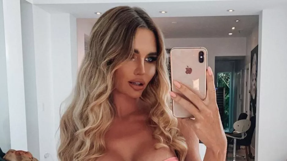 Tρελαίνει τους άντρες στο Instagram