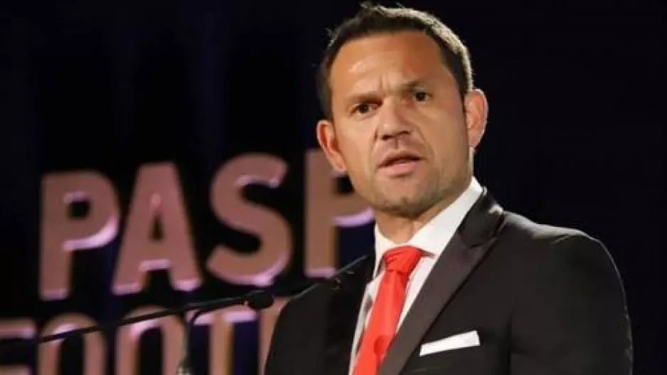 NΕΟΦΥΤΙΔΗΣ/"Αρνητικές πρωτιές και σκληρές αλήθειες"