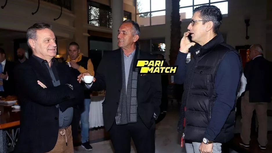 O ΔΑΣΚΑΛΟΣ στη μέση