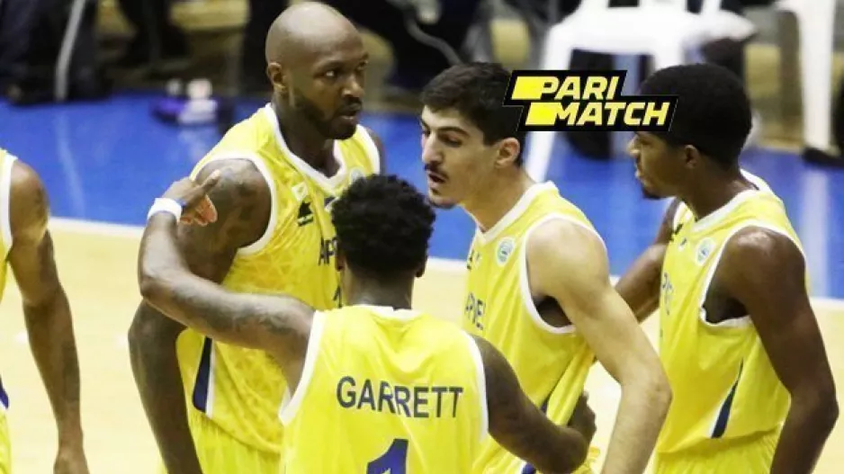 ΔΙΠΛΟ του ΑΠΟΕΛ επί της ΕΘΑ