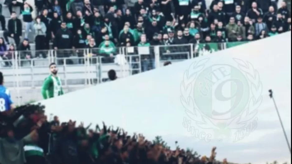 ΘΥΡΑ 9...