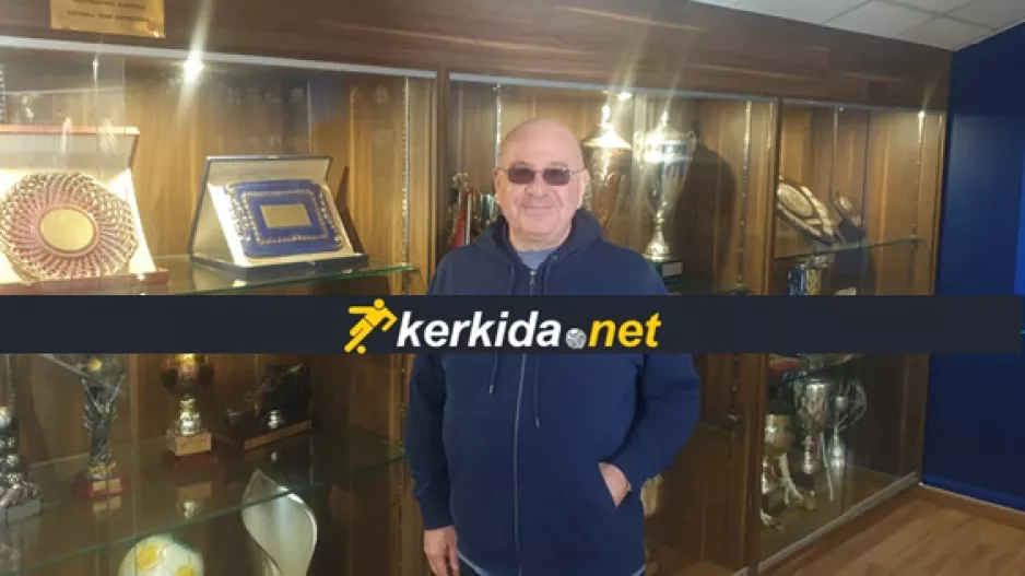 ΠΟΥΛΛΑΪΔΗΣ/Περήφανη... πόζα στο Kerkida (φώτος)