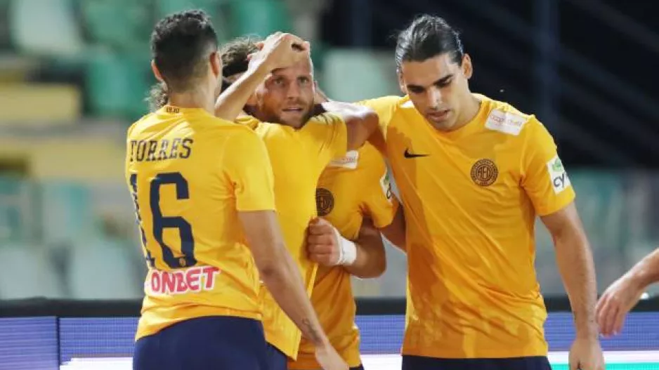 Ξανά ΕΚΤΟΣ ο Τόρες, ΜΕΣΑ ο Αντάμοβιτς