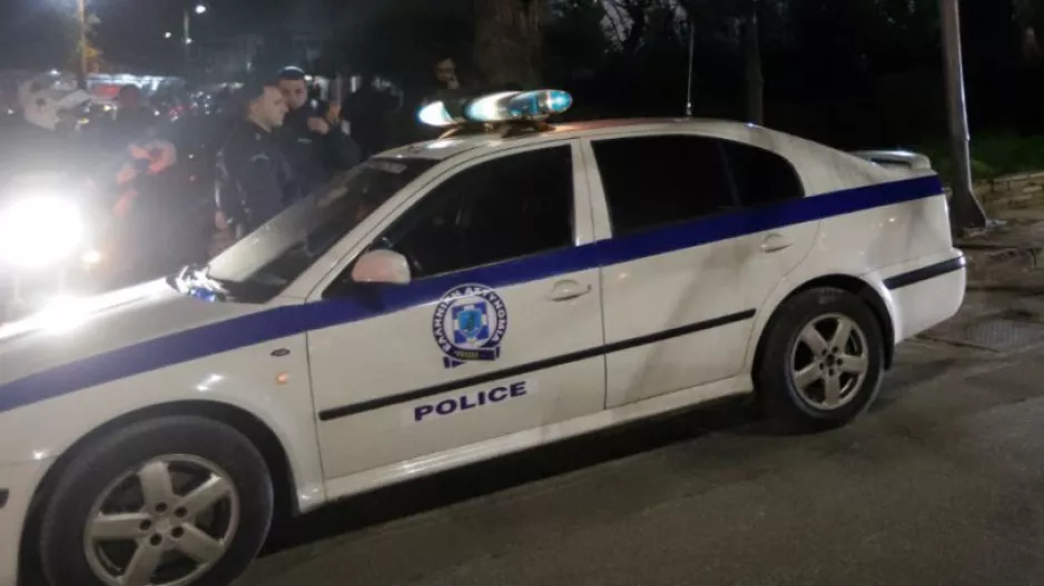 Συλλήψεις οπαδών με μαχαίρια