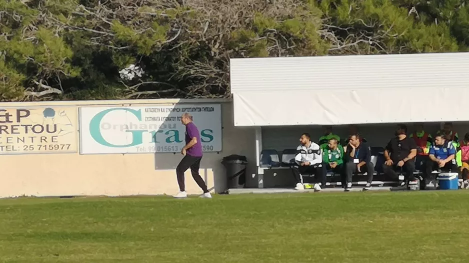 Χρίστος… στον πάγκο 