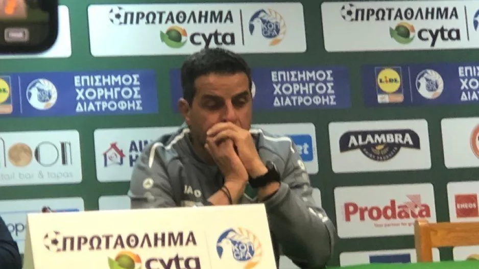 ΠΑΜΠΟΣ: "Οι 300-400 είναι εδώ/Κάνει περήφανη την Κύπρο το ΑΠΟΕΛ"