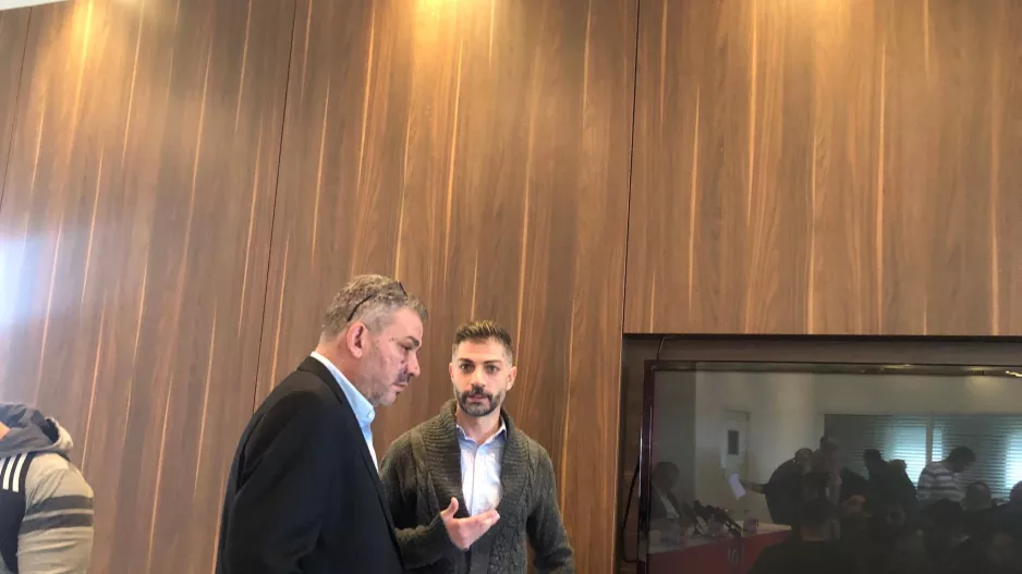 Διπλή εκπροσώπηση 