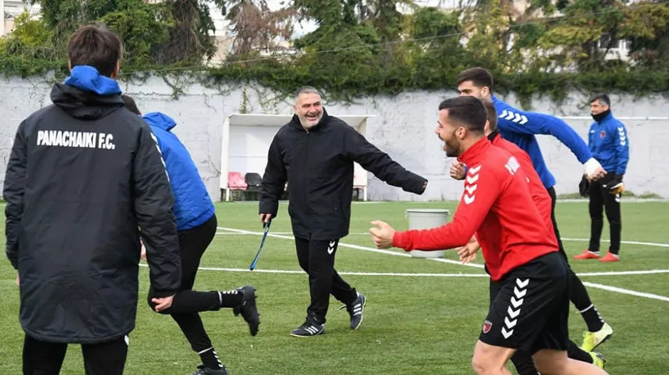 (ΦΩΤΟΣ) Έπιασε δουλειά ο Απόστολος 