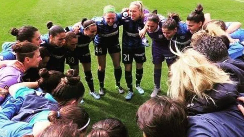 Apollon Ladies - UEFA: Έκτη καλύτερη ομάδα της δεκαετίας