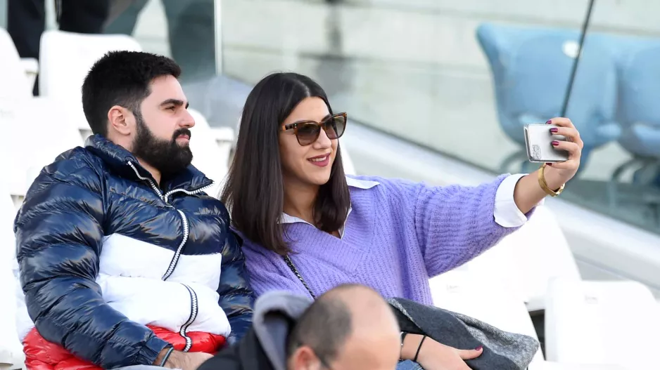 Selfie/Ομόνοια