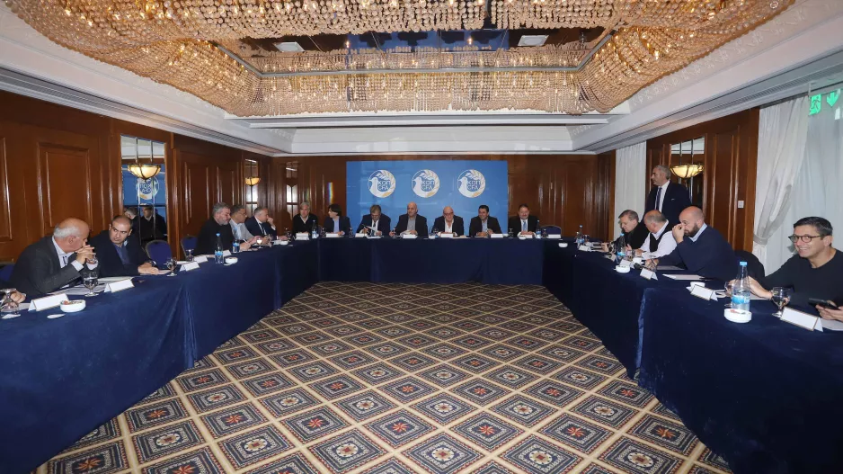 Στη γωνία... ο ΠΑΣΠ