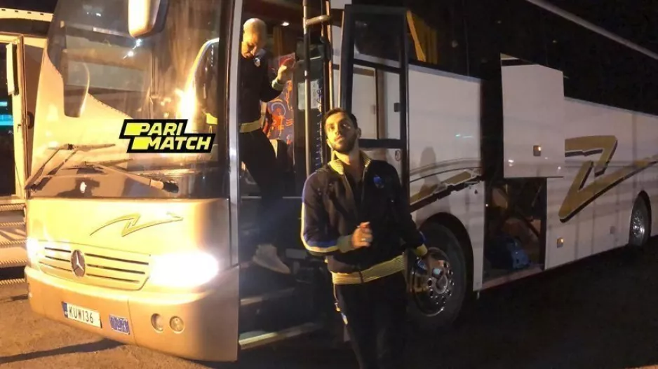 (ΒΙΝΤΕΟ/ΦΩΤΟΣ) Η άφιξη του ΑΠΟΕΛ