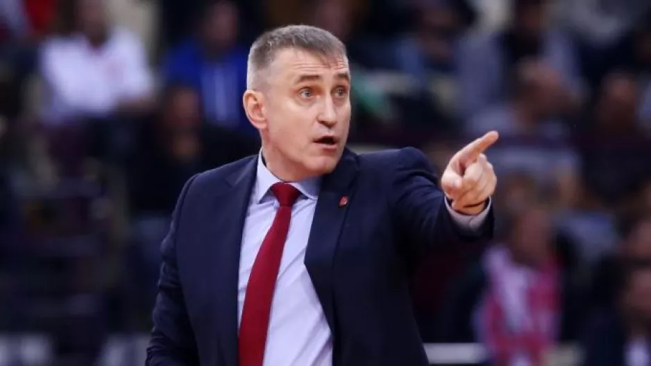 Κεμζούρα: «Αν παίζει έτσι ο Παπανικολάου, ο Ολυμπιακός δεν θα χάνει»