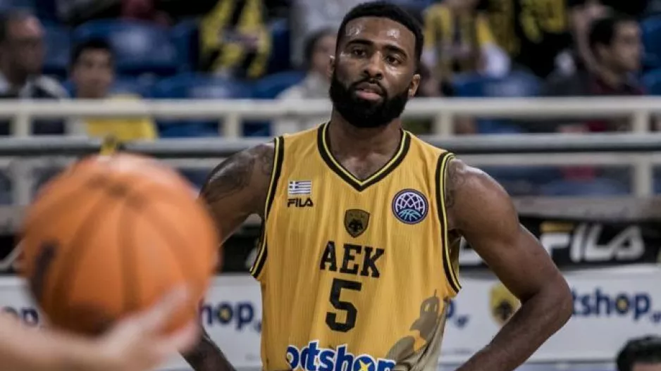 "Θα ήθελα να μείνω στην ΑΕΚ, μπορούμε να πάμε Final Four"