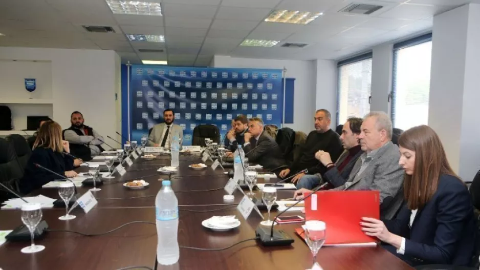 Ο Μαρινάκης ζήτησε από τις ΠΑΕ τοποθέτηση για την συνιδιοκτησία